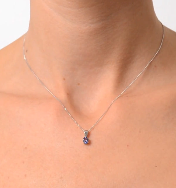 Tanzanite 5 x 4mm 18K White Gold Pendant Necklace